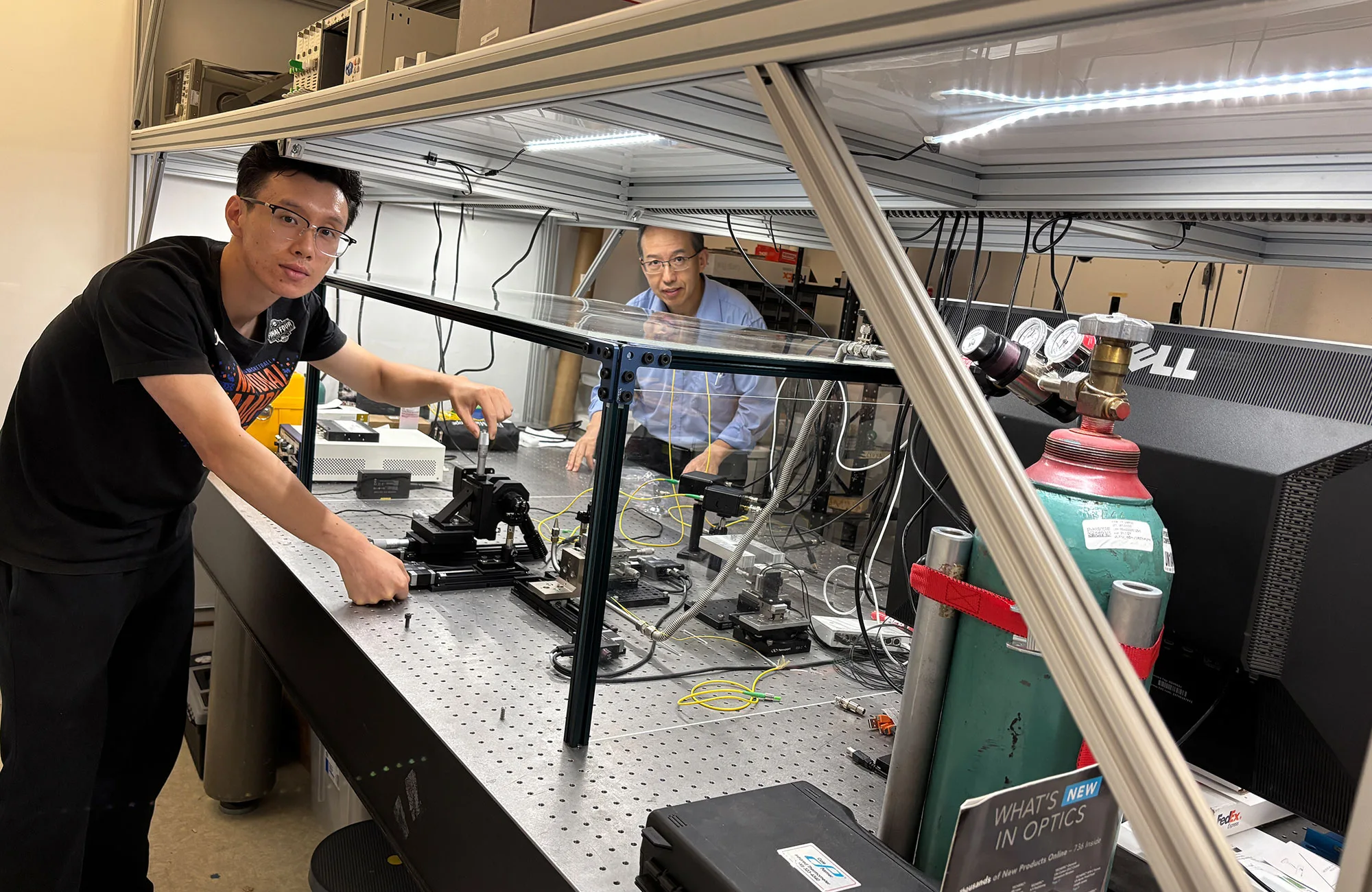 Electrical & Computer Engineering Ph.D. student Yuncong Liu and advisor Philip Feng, Ph.D.